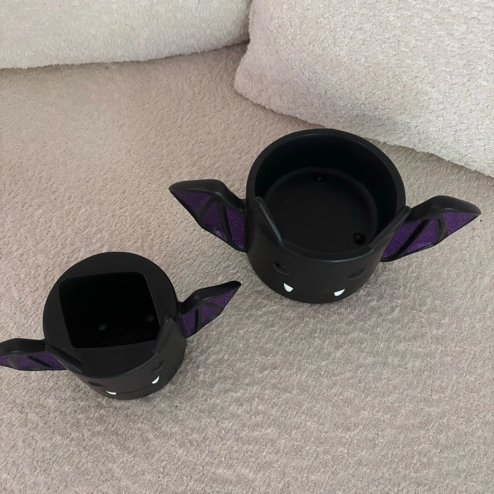 Bath & Body Works Black and Purple Glitter Bat Candle and Soap Holder Halloween